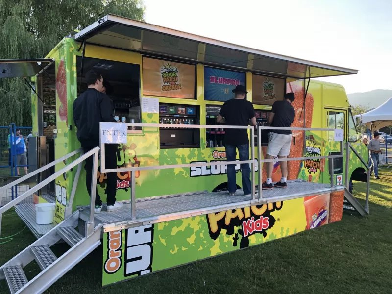 Advantages of a Food Truck vs Brick-and-Mortar Restaurant - Operational Expenses