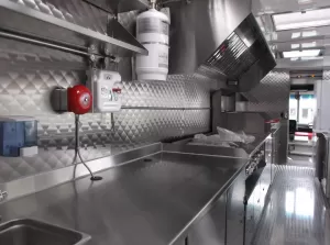 Canadian Brewhouse - Food Trucks - 18 ft Step Van