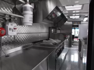 Canadian Brewhouse - Food Trucks - 18 ft Step Van