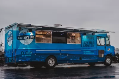 22 ft Freightliner - Food Trucks by Apollo Custom Manufacturing