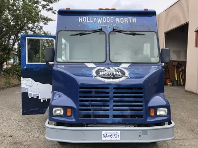 Hollywood North - Film Catering Trucks - 29 ft Freightliner