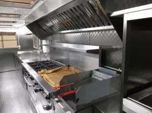 Kitchen Wisdom - Film Catering Trucks - 22 ft Freightliner