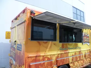 Reel Mac and Cheese - Pasta Trucks - 18 ft Step Van