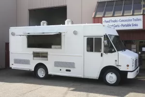 Sizzling Tandoori - South Asian Food Trucks - 16 ft Step Van