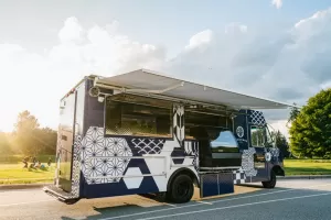 Takenaka - Asian Food Trucks - 18 ft Step Van